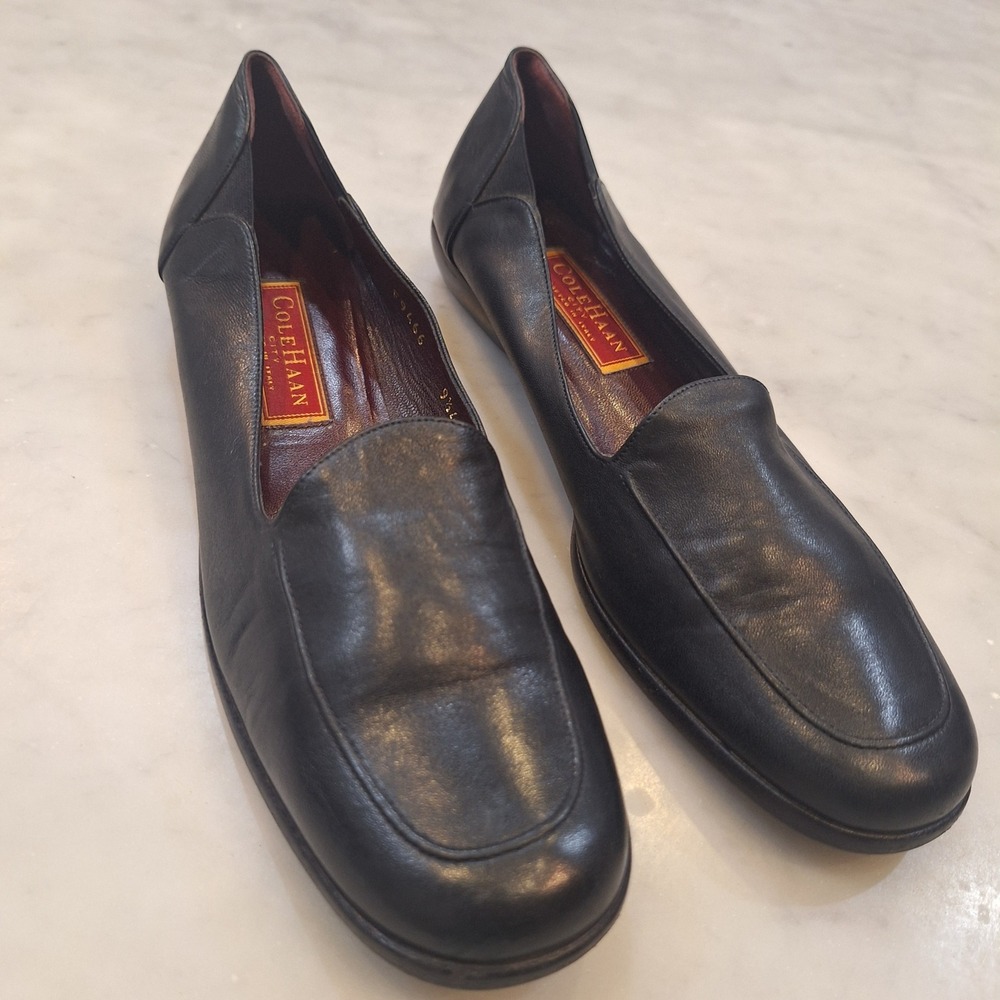 Vintage Cole Haan Loafers Wom 9.5 AAA Black Leather Italy Square Toe City Flats